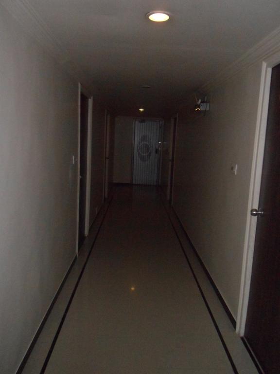Hotel Dudawat Ahmedabad Ngoại thất bức ảnh