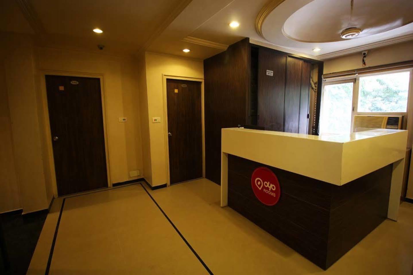 Hotel Dudawat Ahmedabad Ngoại thất bức ảnh